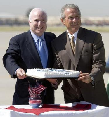 McCain+Bush+cake+Katrina.jpg