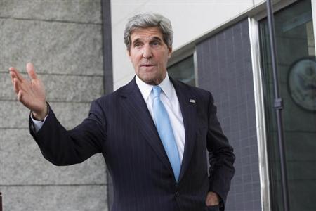 2013-07-15T125134Z_1_CBRE96E0ZQ600_RTROPTP_2_USA-SECURITY-SNOWDEN-KERRY.JPG