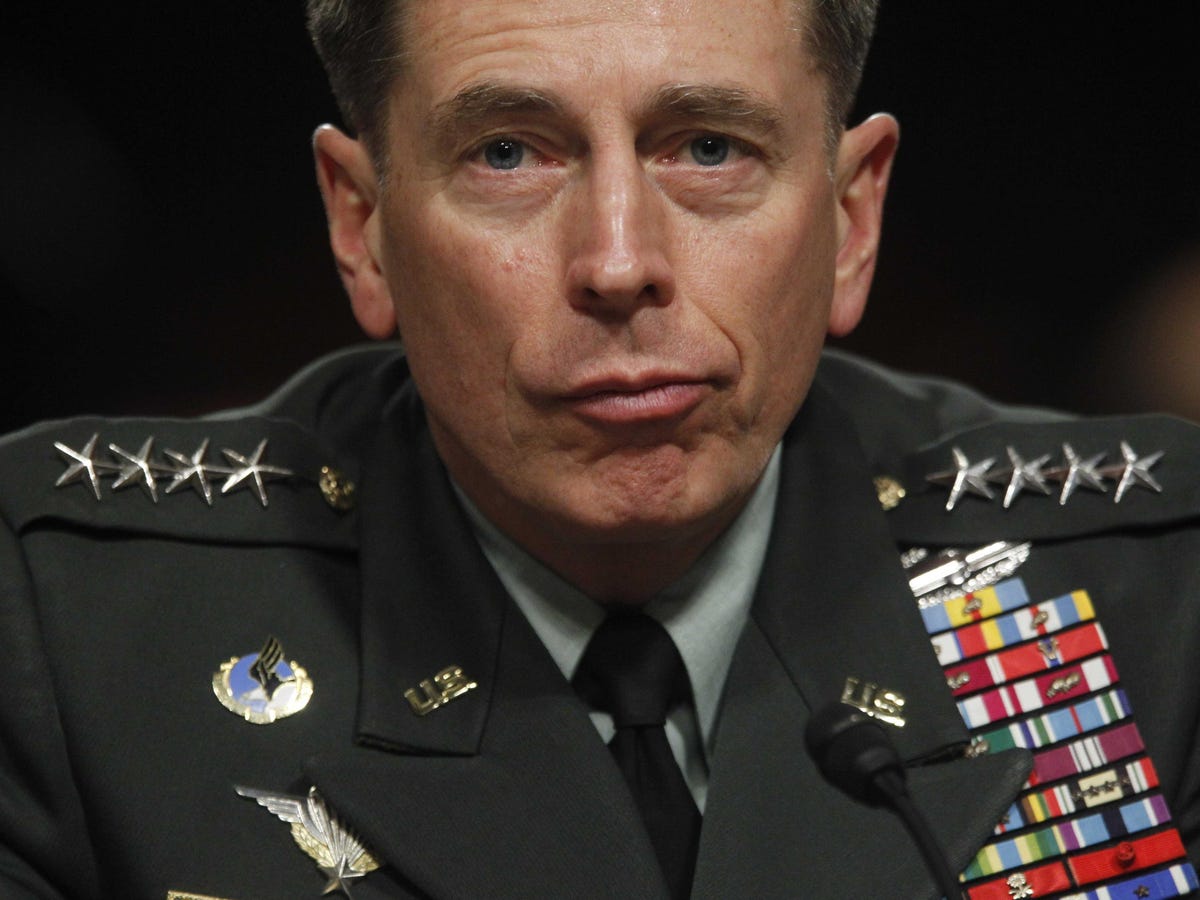 retired-army-gen-david-petraeus-had-an-affair.jpg