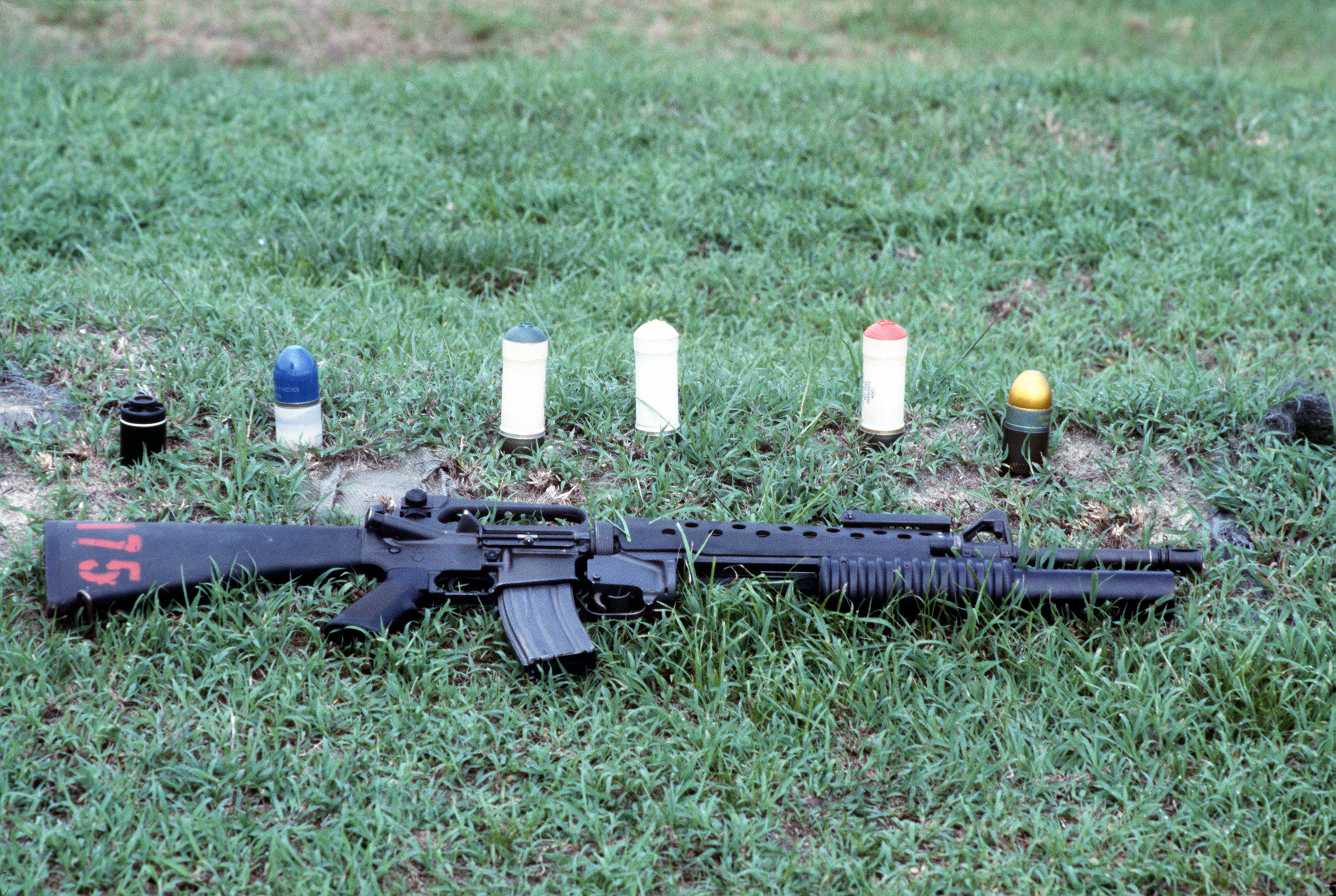 M16_M203_40mm_ammunition.JPEG