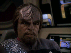 t6swGSp_FeSmKT_1232550426_worf_face_palm.gif