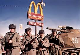 russians-invade-mcdonalds1.jpg