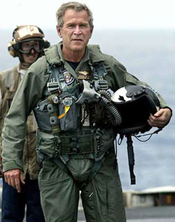 May+1%252C+2003--Mission+accomplish--+Pesident+Bush+on+flight+deck.jpg