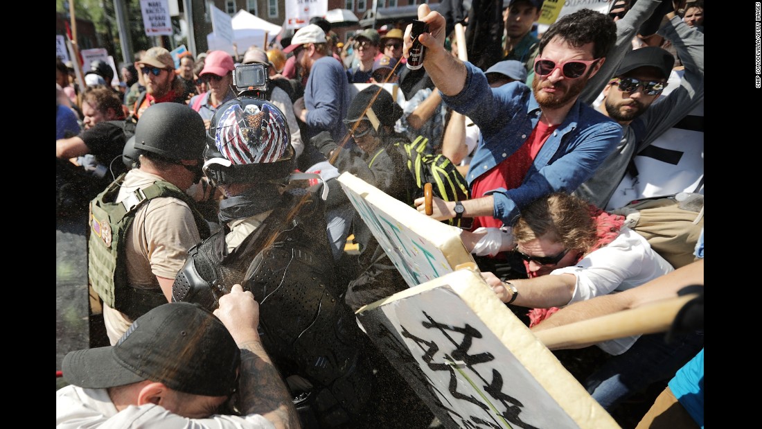 170812131702-08-charlottesville-white-nationalist-protest-0812-super-169.jpg