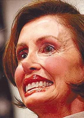 nancy_pelosi_botox_smile.jpg