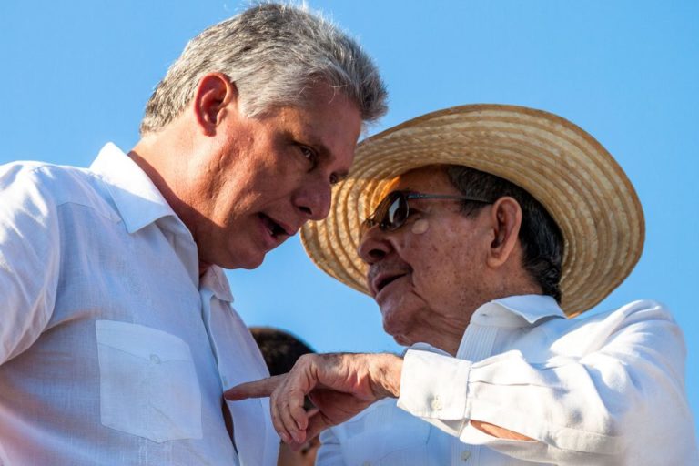 Cuba_Castro_Canel_pequen%CC%83a-960x640-768x512.jpg