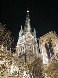 200px-Cathedrale_de_rouen.jpg