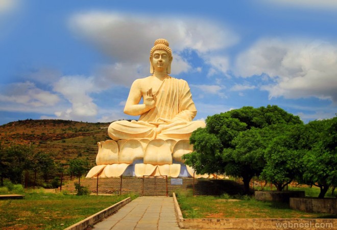 2-buddha%20statues-belum-caves-andhrapradesh.preview.jpg